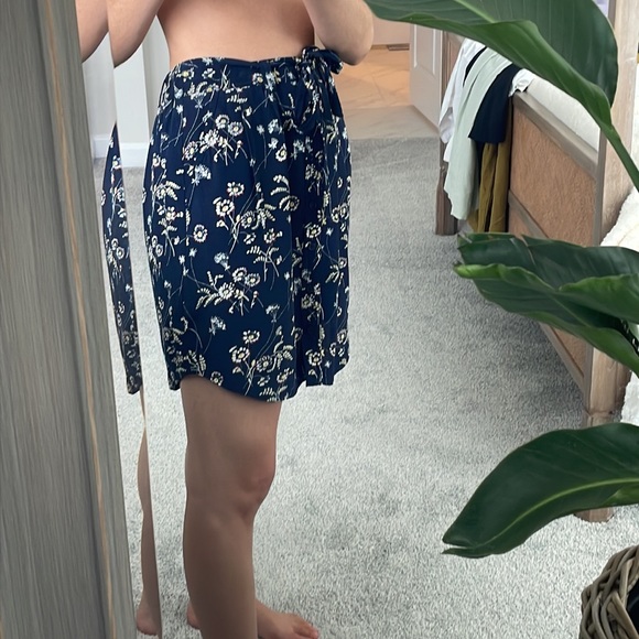 Loft floral tie skirt - Picture 4 of 5